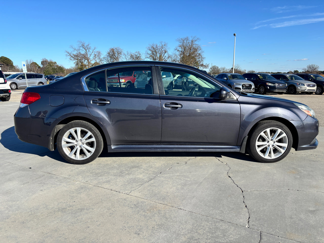 Used 2013 Subaru Legacy 2.5i Premium w/ All-Weather Pkg image 3