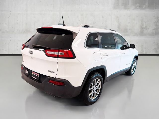 Used 2018 Jeep Cherokee Latitude Plus w/ Cold Weather Group image 5