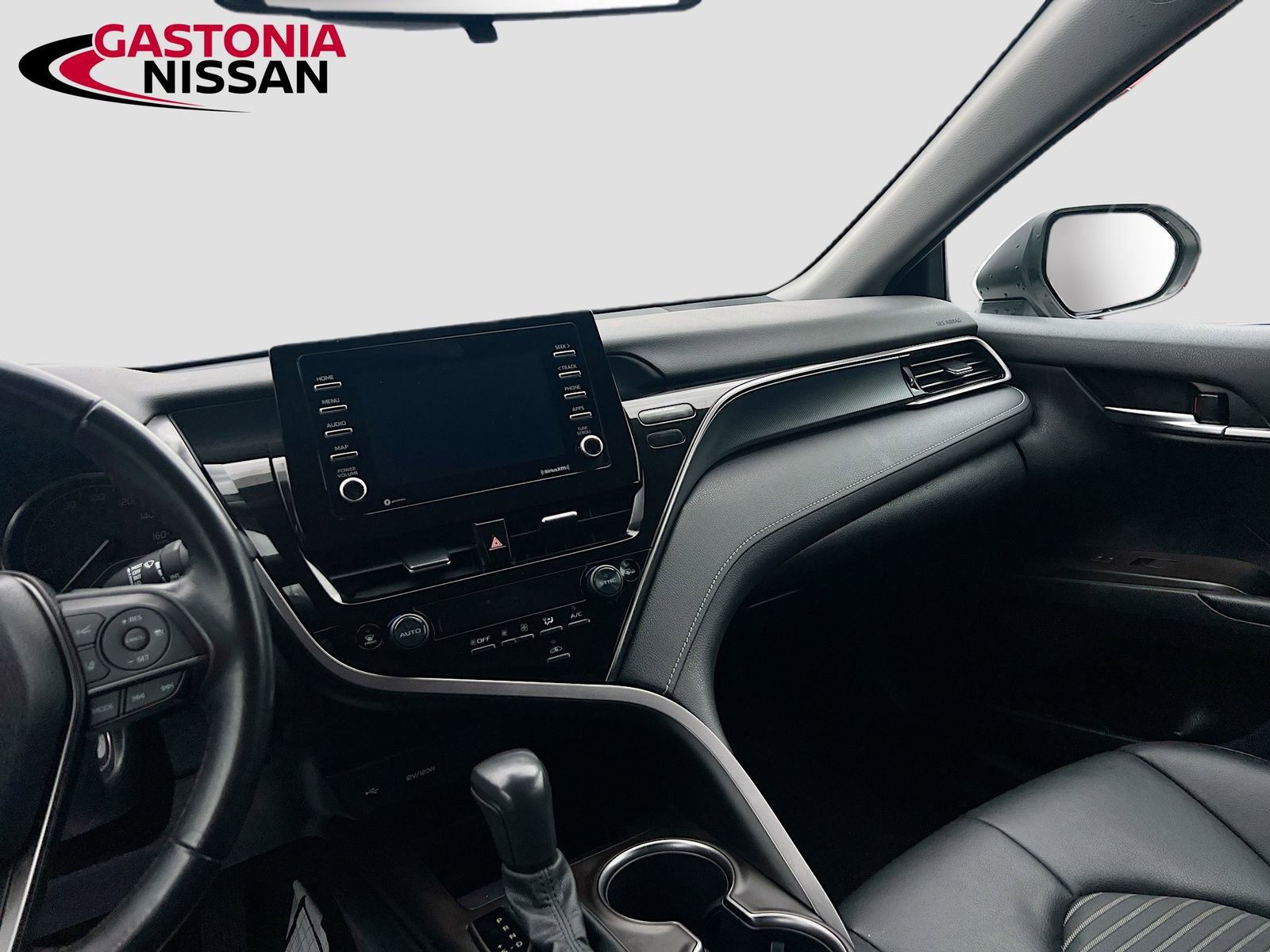 Used 2023 Toyota Camry SE image 31