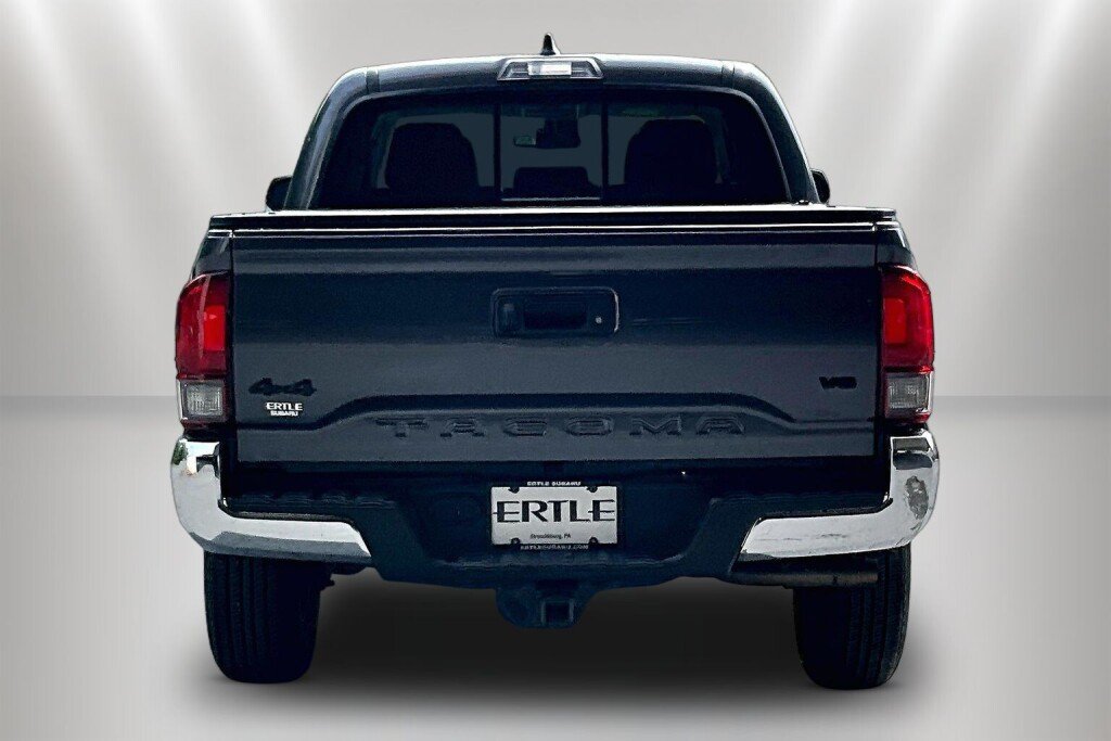 Used 2023 Toyota Tacoma SR5 AWD/4WD image 6