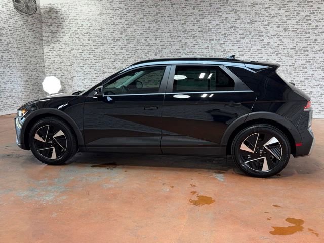 Used 2025 Hyundai Ioniq 5 SEL RWD image 4