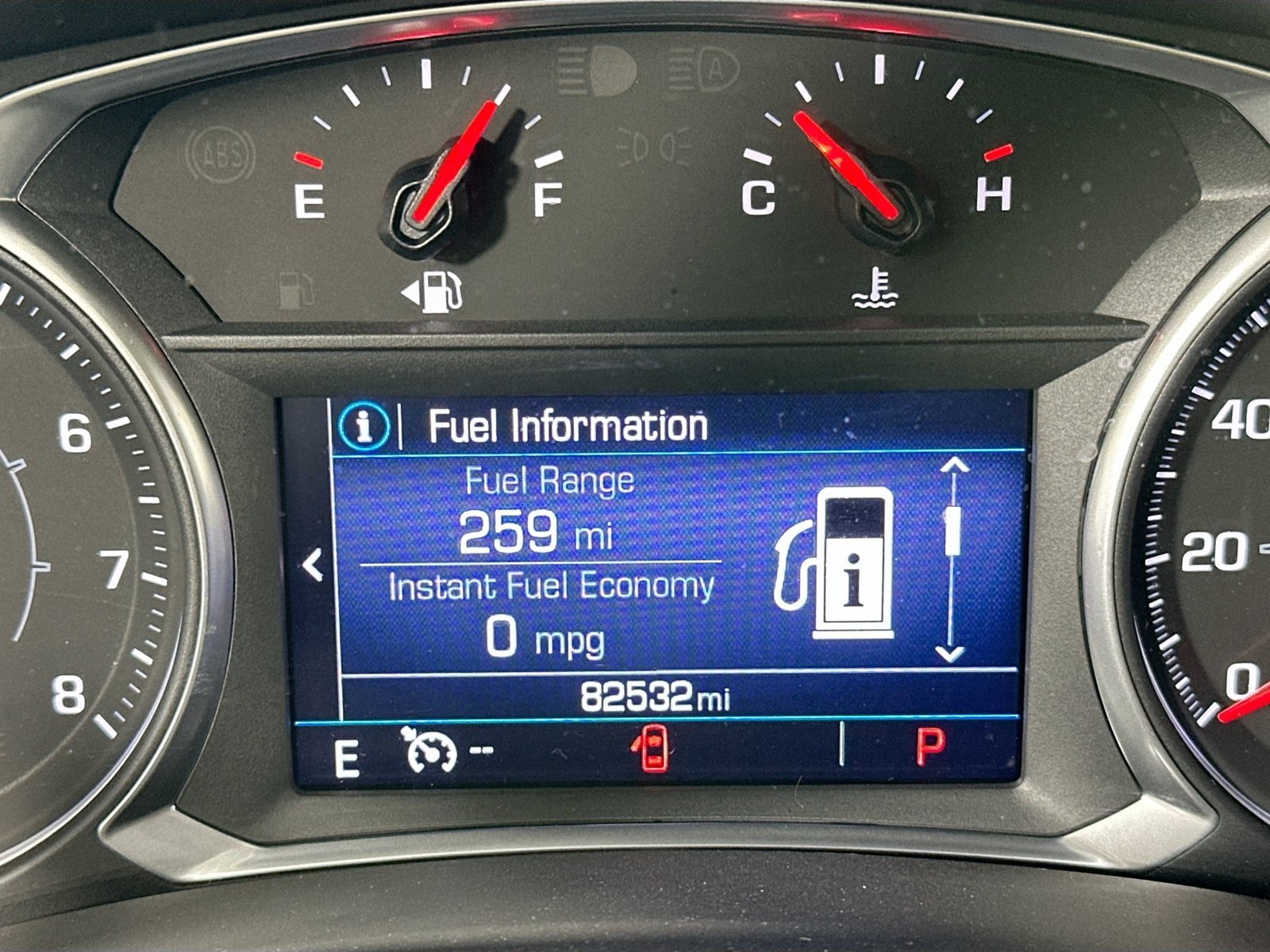 Used 2022 GMC Terrain SLE FWD image 12