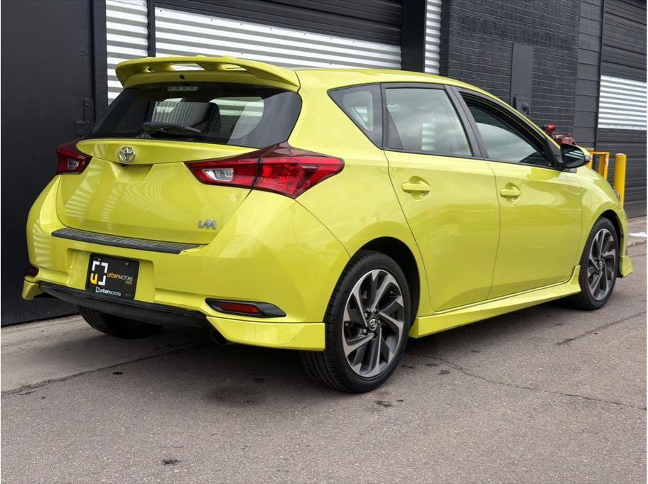 Used 2017 Toyota Corolla iM w/ Carpet Mat Package FWD image 3