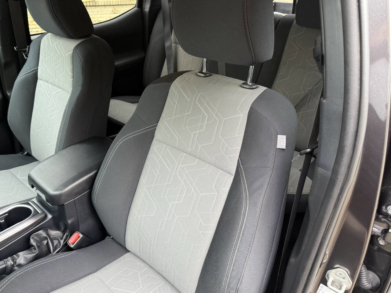 Used 2020 Toyota Tacoma TRD Off-Road w/ Blackout Package image 35