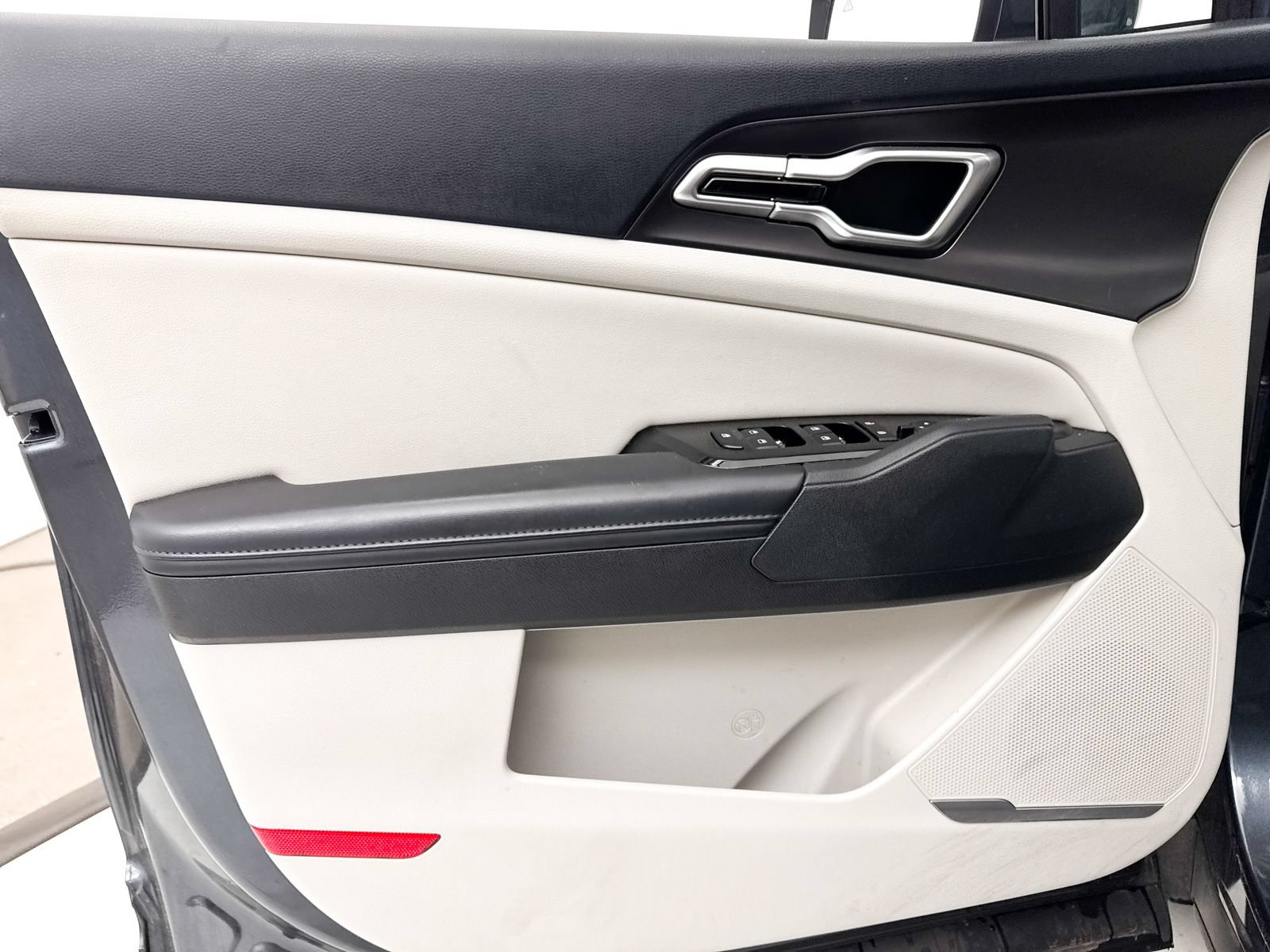 Certified 2023 Kia Sportage EX FWD image 29