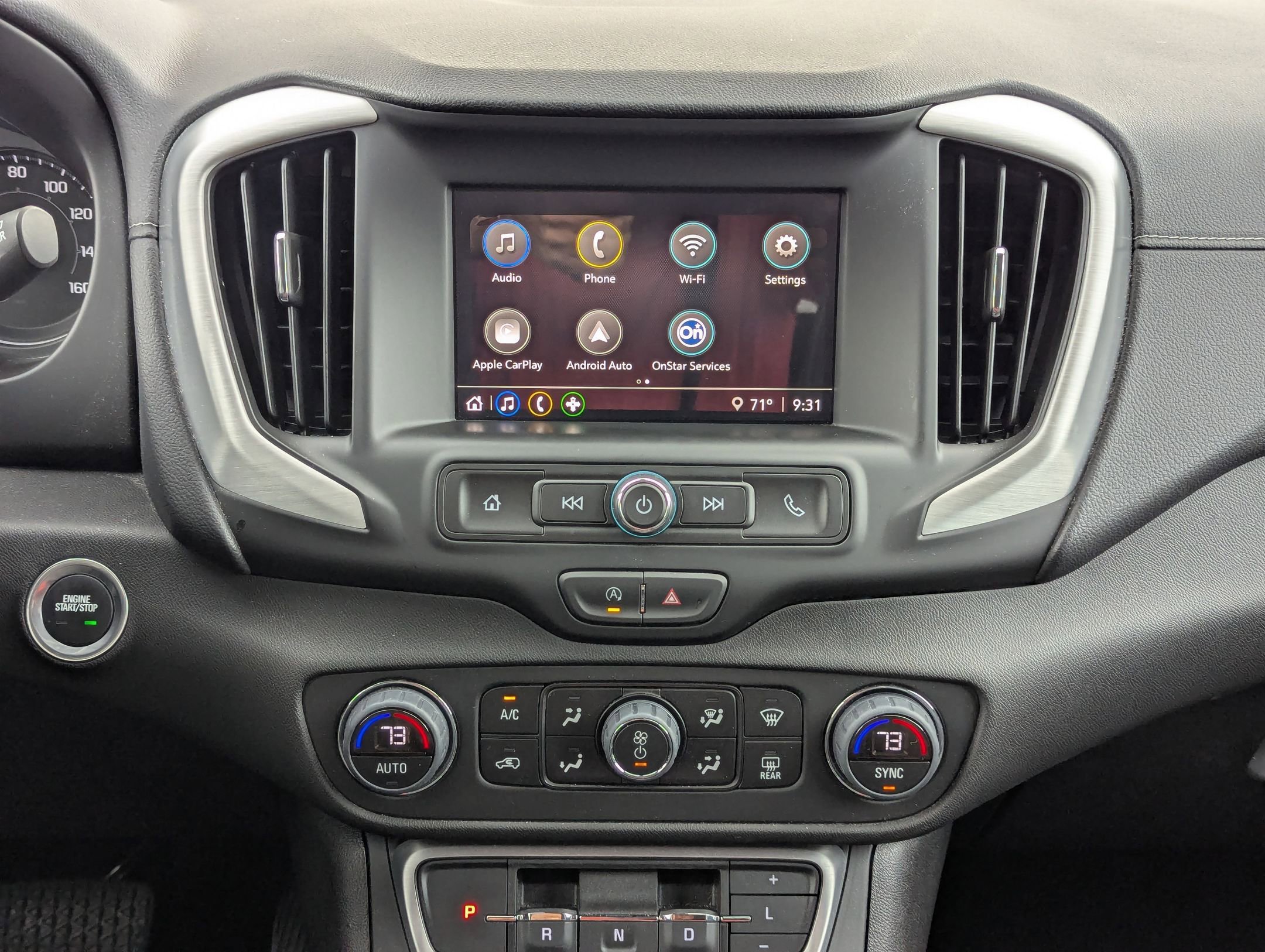 Used 2024 GMC Terrain SLE w/ Driver Convenience Package image 18