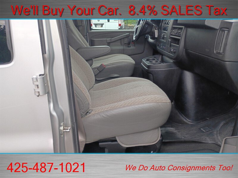 Used 2020 Chevrolet Express 3500 LS RWD image 23