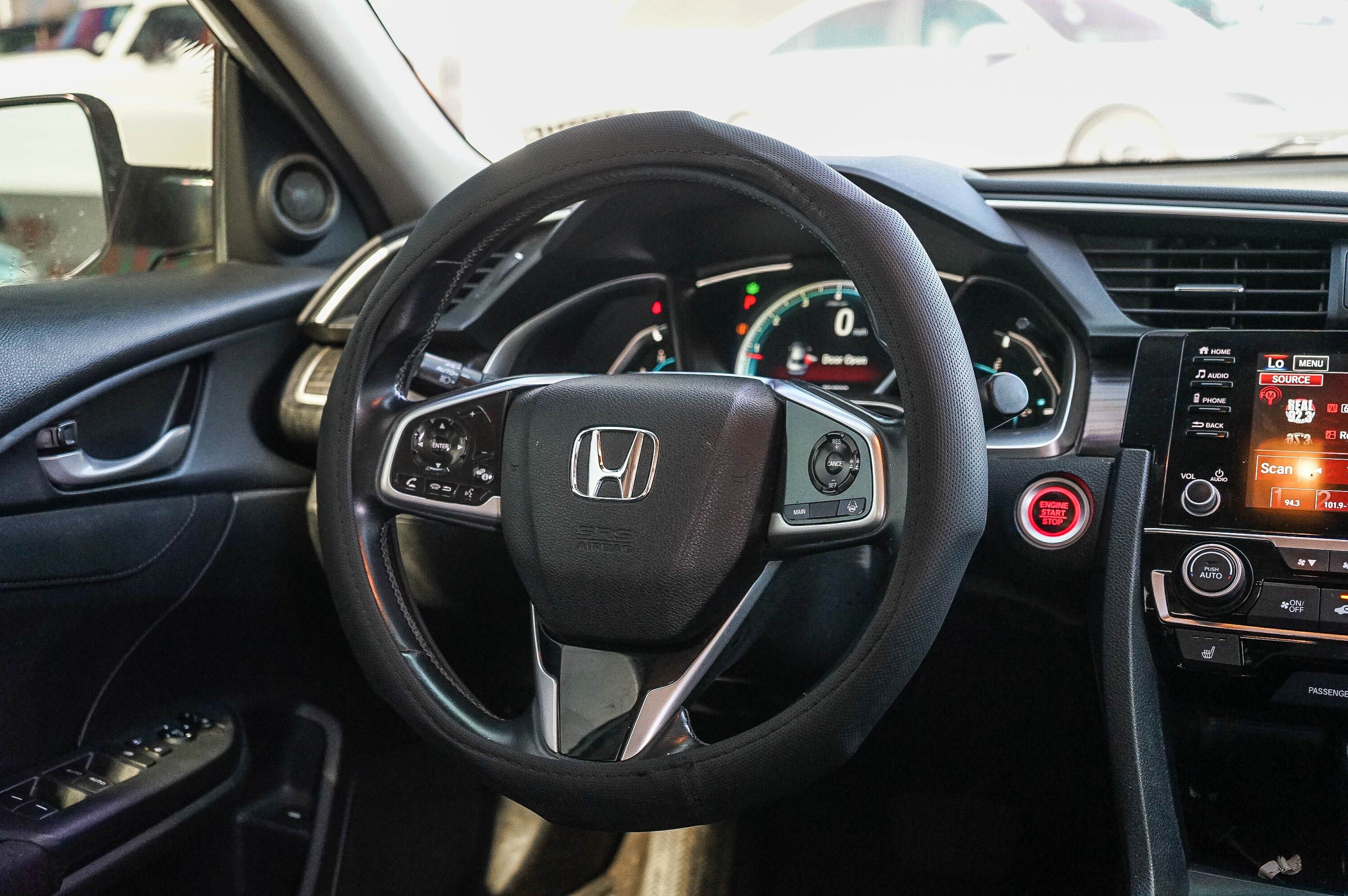 Used 2020 Honda Civic EX image 16