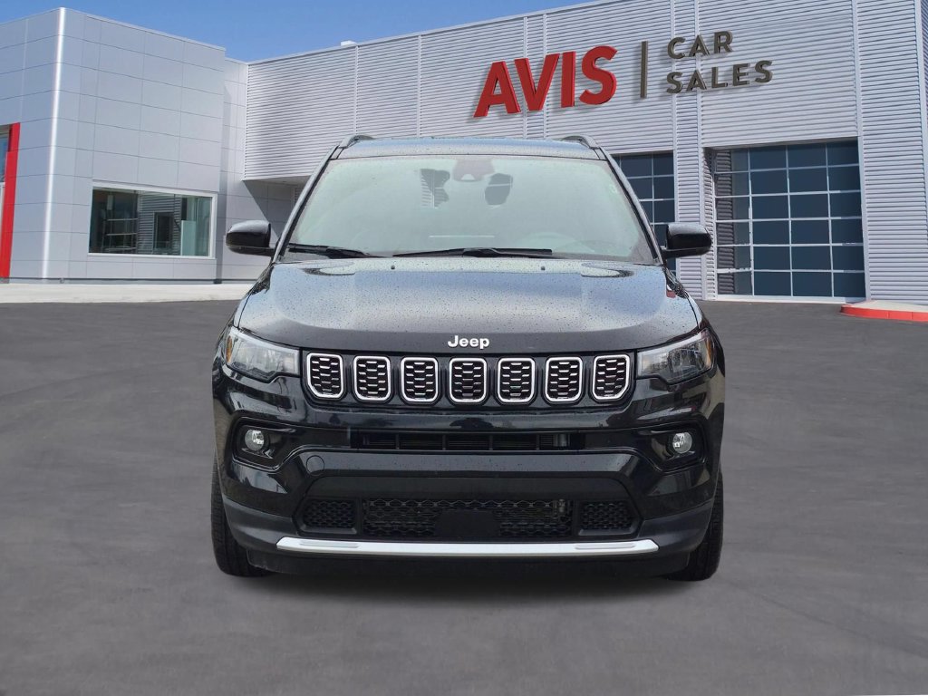 Used 2025 Jeep Compass Limited AWD/4WD image 2