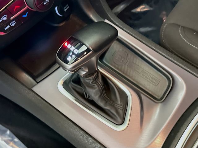 Used 2022 Dodge Charger Scat Pack w/ Driver Convenience Group image 17