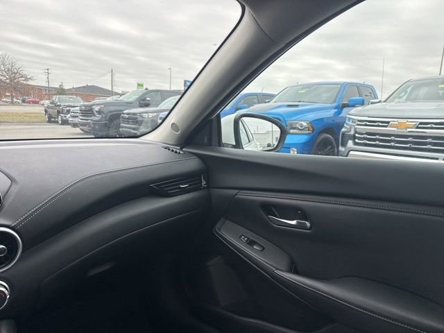 Used 2025 Nissan Sentra SV image 22