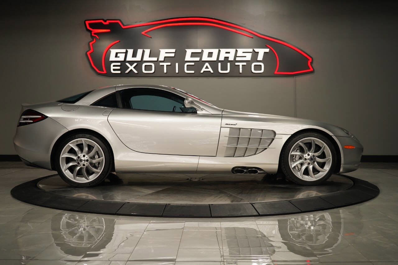 Used 2006 Mercedes-Benz SLR image 12