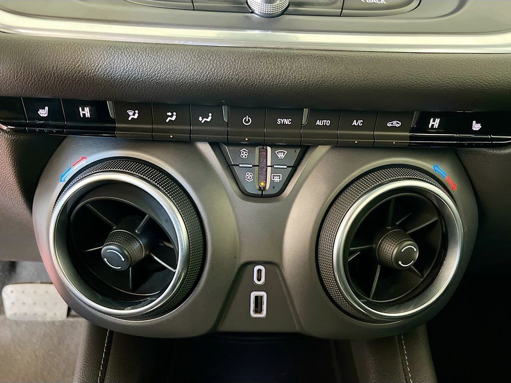 Used 2022 Chevrolet Blazer LT image 16