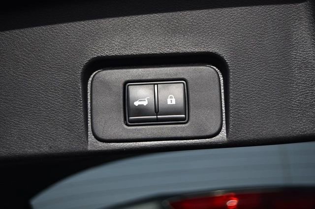 Used 2024 Nissan Rogue SV image 24