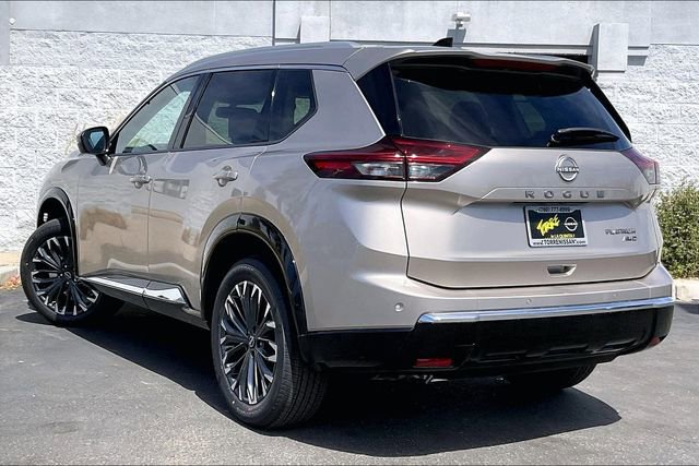 New 2026 Nissan Rogue Platinum image 2