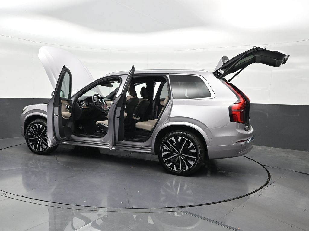 New 2026 Volvo XC90 B6 Plus w/ Protection Package Premier AWD/4WD image 33