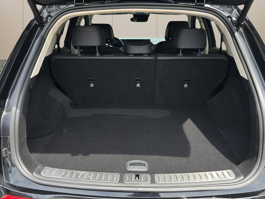 Certified 2026 Genesis GV70 2.5T image 10