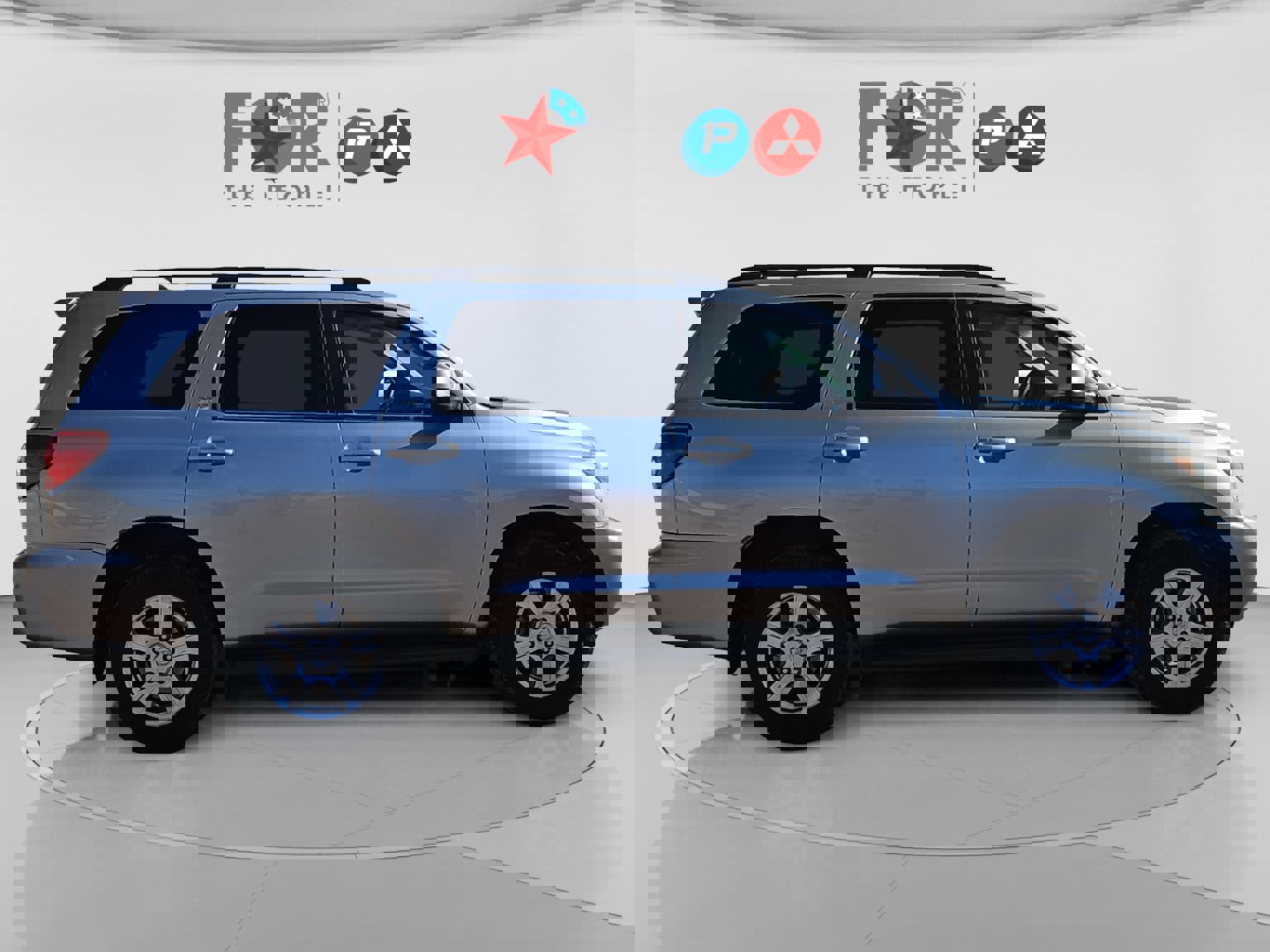 Used 2016 Toyota Sequoia SR5 w/ Premium Package image 6