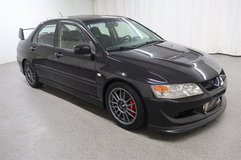 Used 2003 Mitsubishi Lancer Evolution AWD/4WD image 2