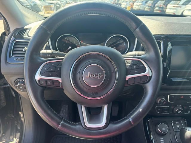 Used 2019 Jeep Compass Latitude AWD/4WD image 25