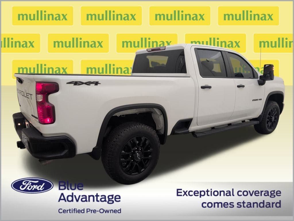 Used 2025 Chevrolet Silverado 2500 Custom w/ Custom Blackout Package image 3