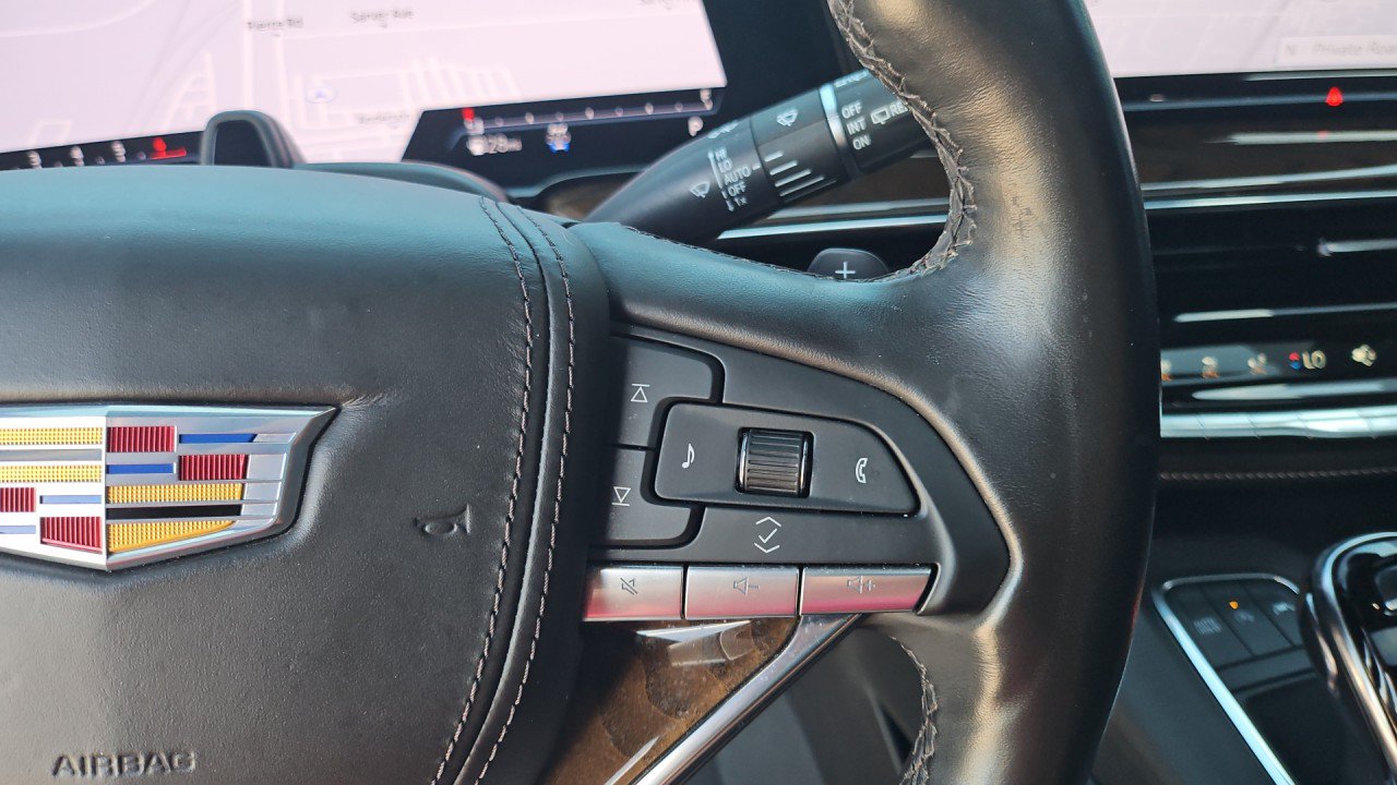 Used 2023 Cadillac Escalade Sport Platinum AWD/4WD image 21