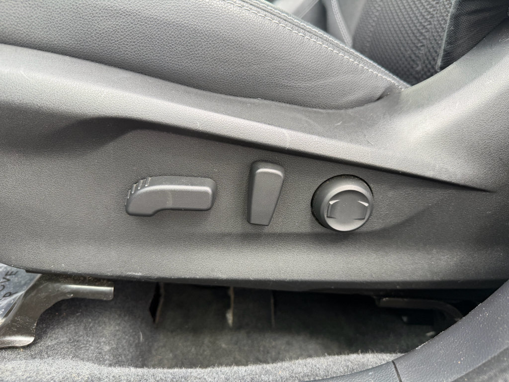 Used 2022 Subaru Forester Premium AWD/4WD image 8