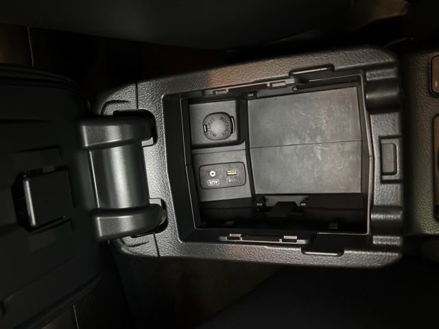 Used 2014 Subaru Impreza 2.0i Limited w/ Popular Package #2 image 23