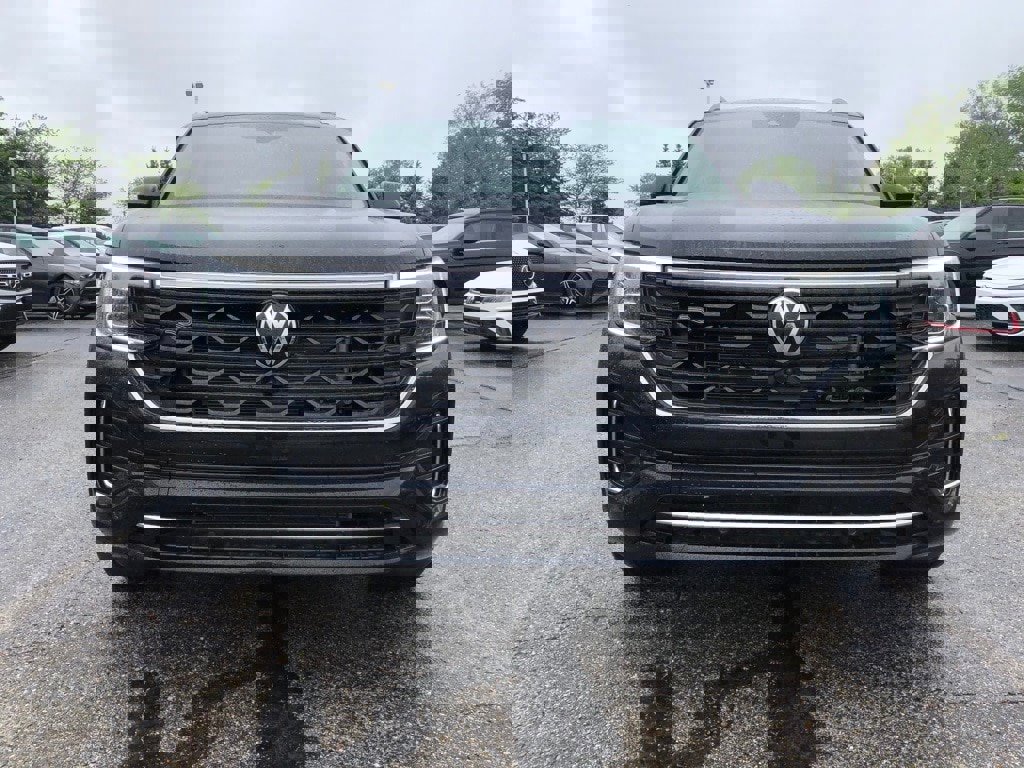 New 2025 Volkswagen Atlas SEL Premium R-Line image 2