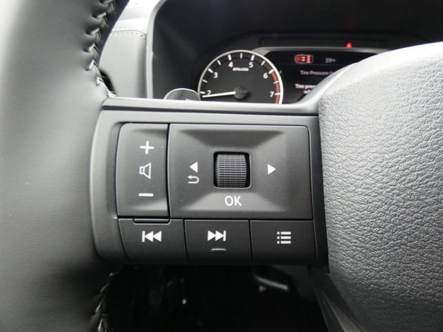 New 2026 Nissan Rogue SV AWD/4WD image 13