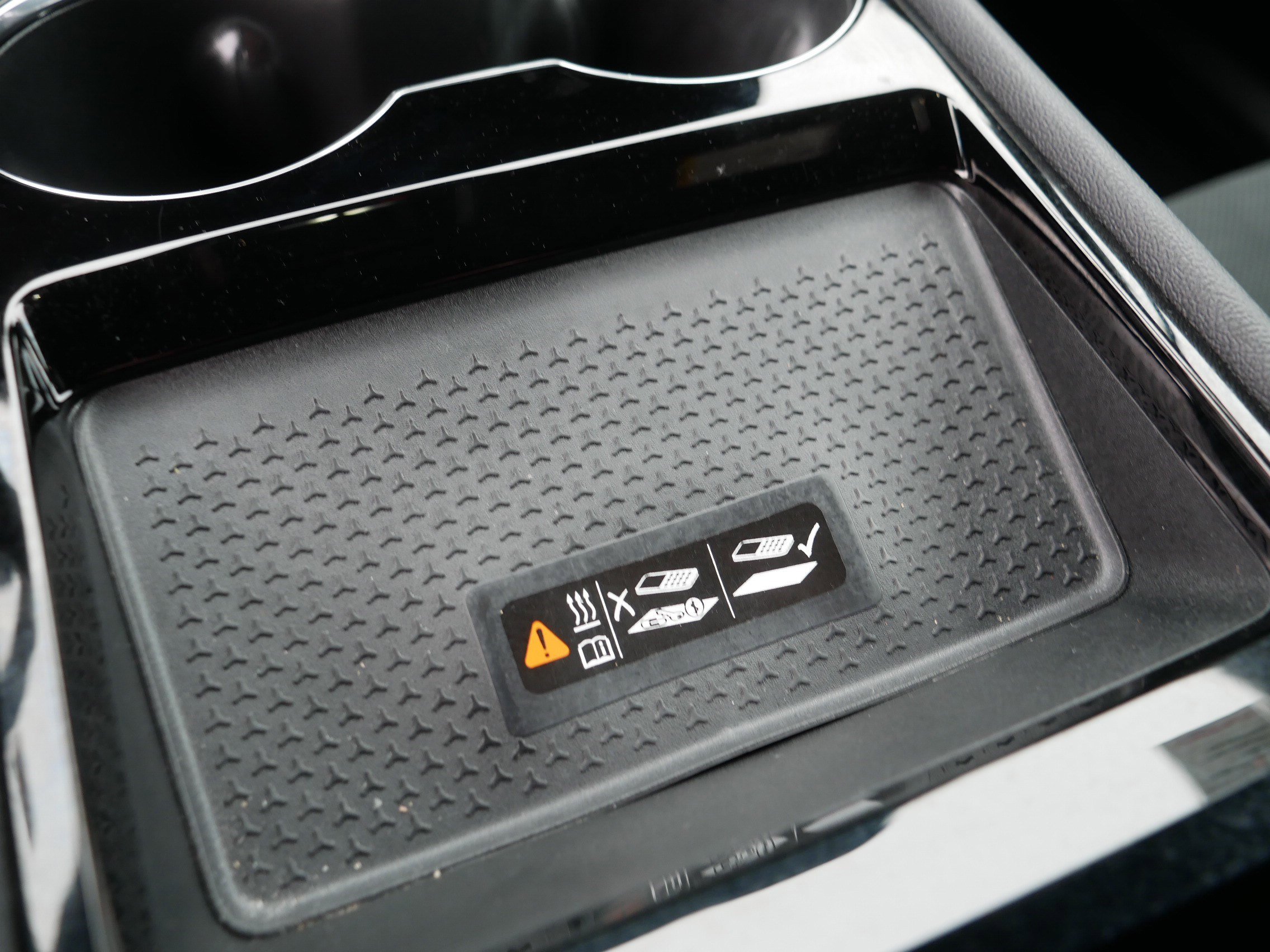 Used 2024 Chevrolet Blazer EV RS image 33