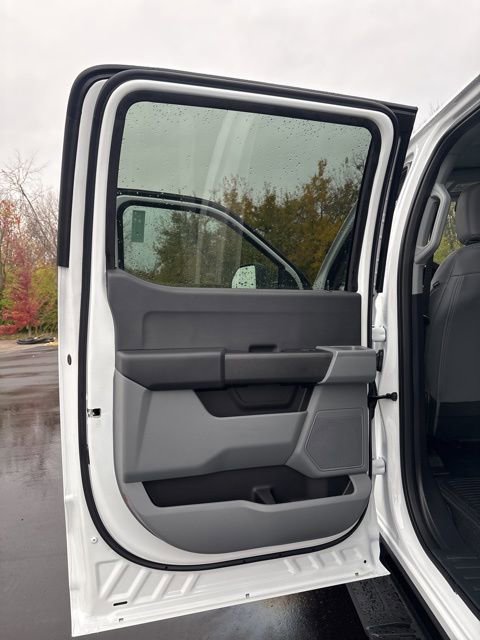New 2026 Ford F450 XL w/ XL Chrome Package image 29