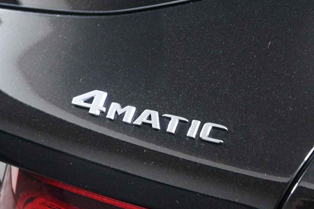 Certified 2021 Mercedes-Benz GLC 300 4MATIC image 40