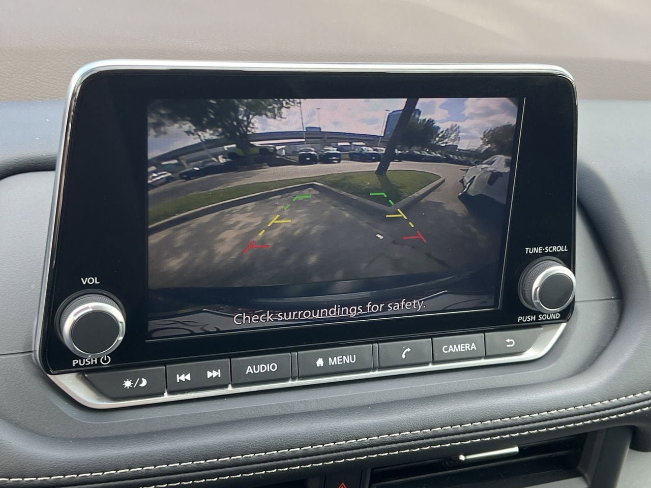 Certified 2023 Nissan Rogue SV FWD image 15
