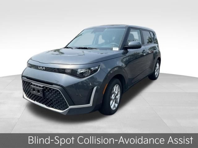Certified 2024 Kia Soul LX w/ Option Group 015 FWD image 4