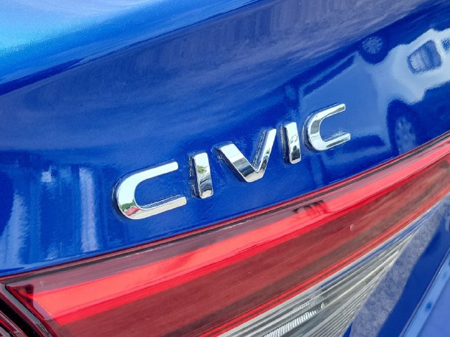 Used 2023 Honda Civic EX image 6