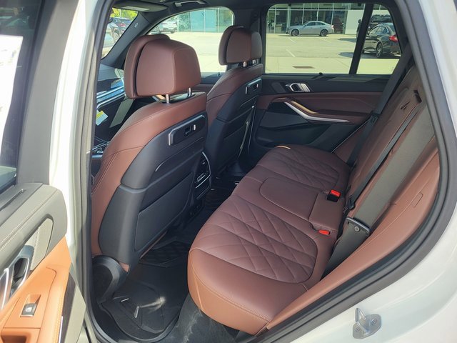 New 2026 BMW X5 M60i image 15