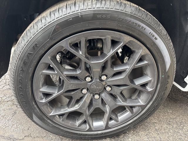 New 2026 Jeep Grand Cherokee Summit w/ Obsidian Package image 31