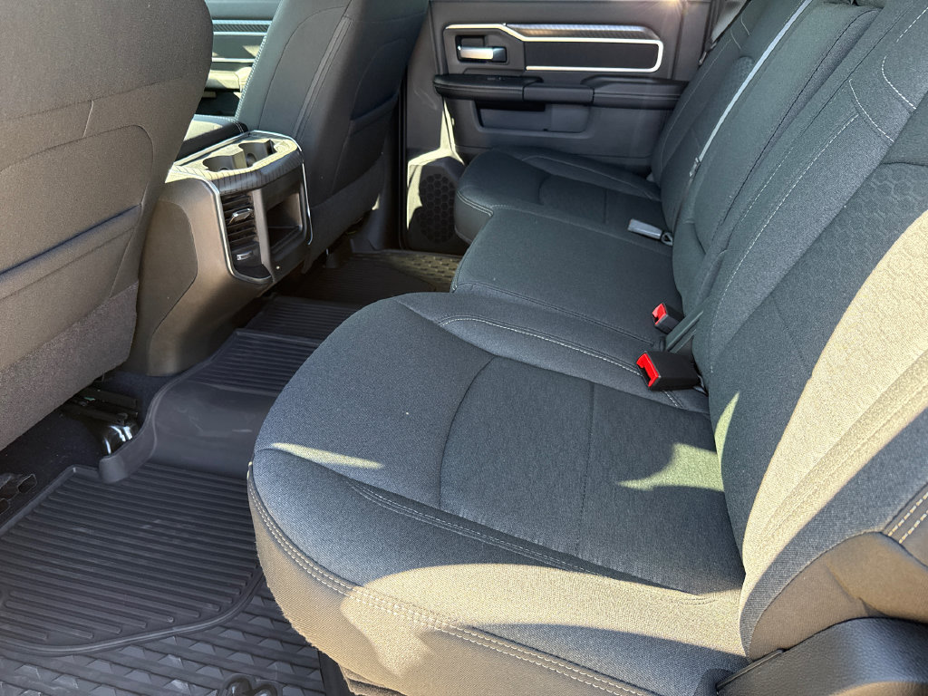 New 2027 RAM 2500 Big Horn AWD/4WD image 17