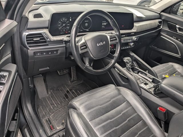 New 2027 Kia Carnival LX FWD image 11