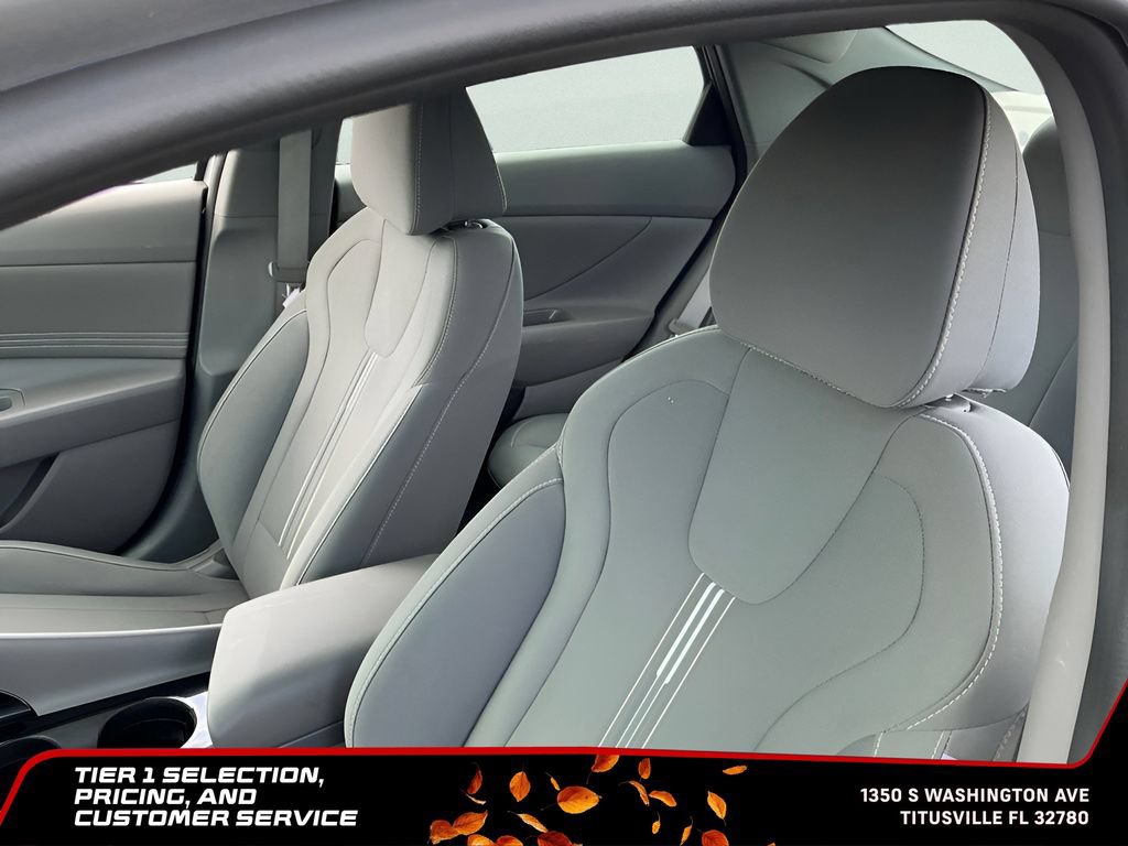 Used 2021 Hyundai Elantra SEL w/ Convenience Package FWD image 17