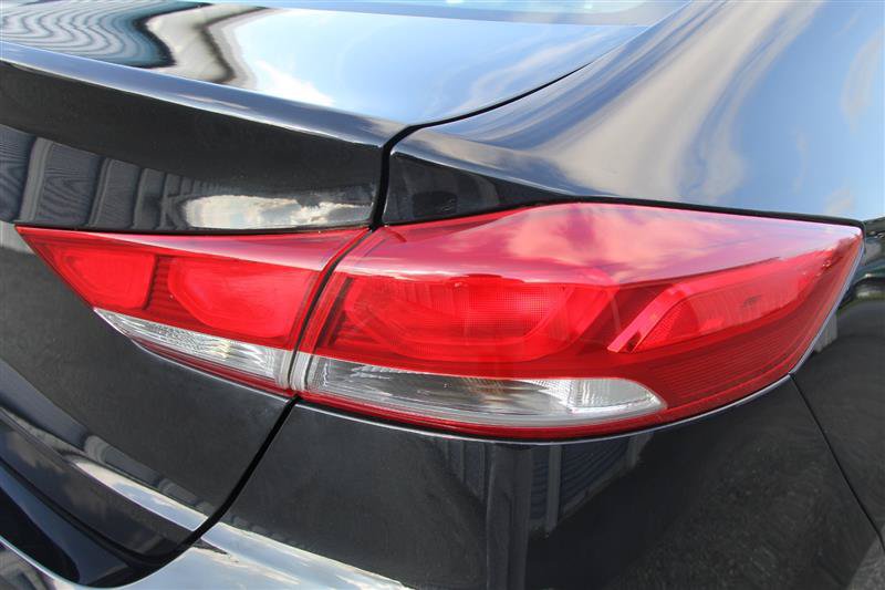 Used 2018 Hyundai Elantra SEL FWD image 13