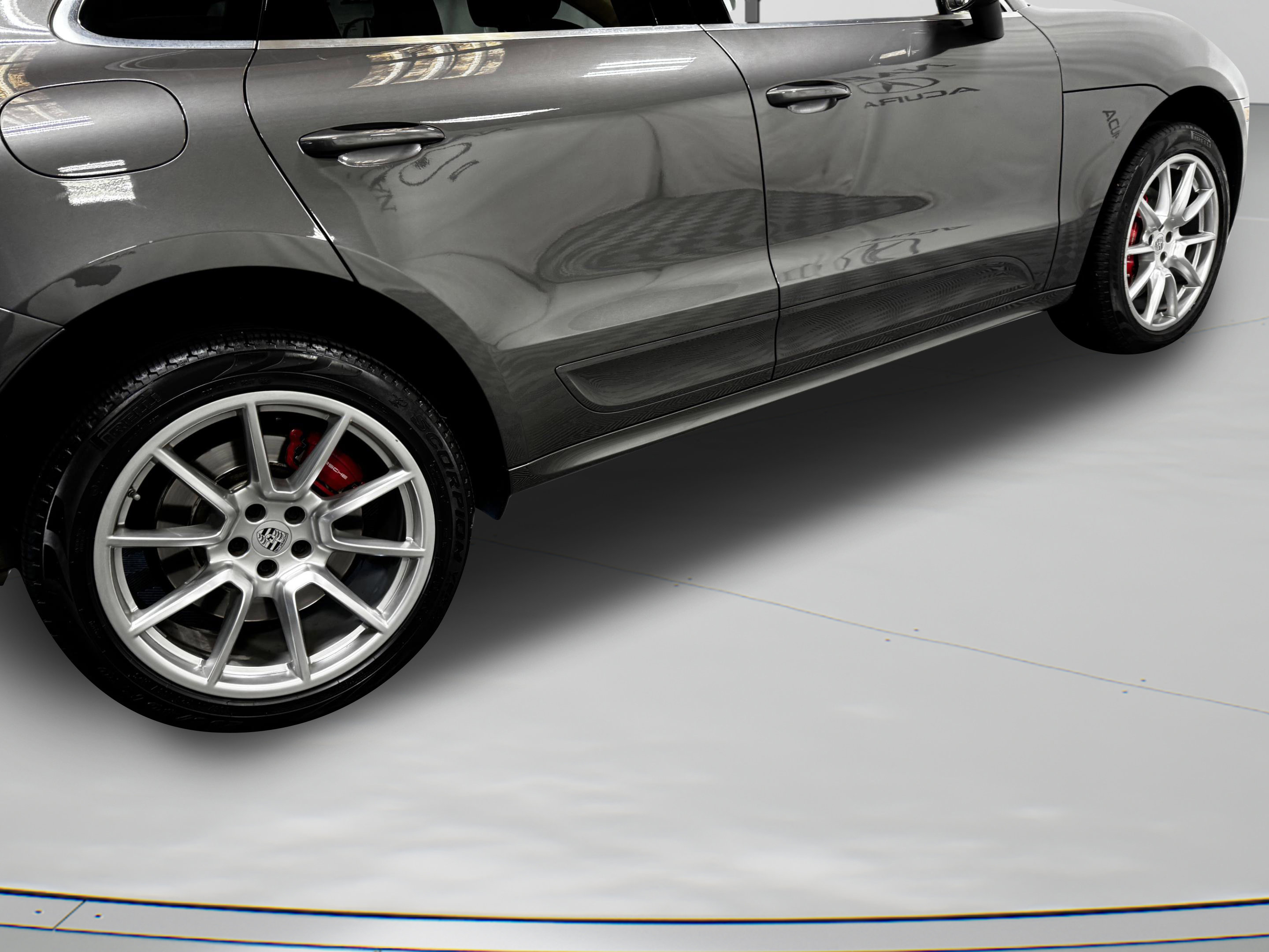 Used 2016 Porsche Macan Turbo image 63