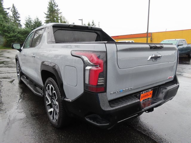 Used 2025 Chevrolet Silverado EV RST image 5