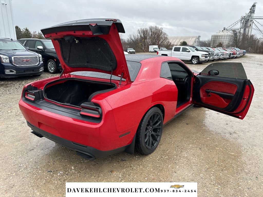 Used 2016 Dodge Challenger SRT Hellcat image 28