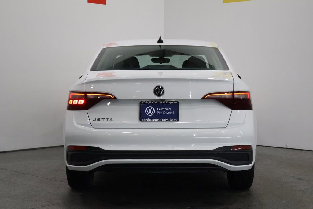 Certified 2023 Volkswagen Jetta S image 11