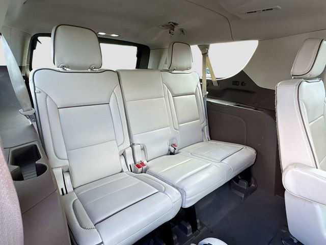 Used 2023 GMC Yukon XL Denali AWD/4WD image 28