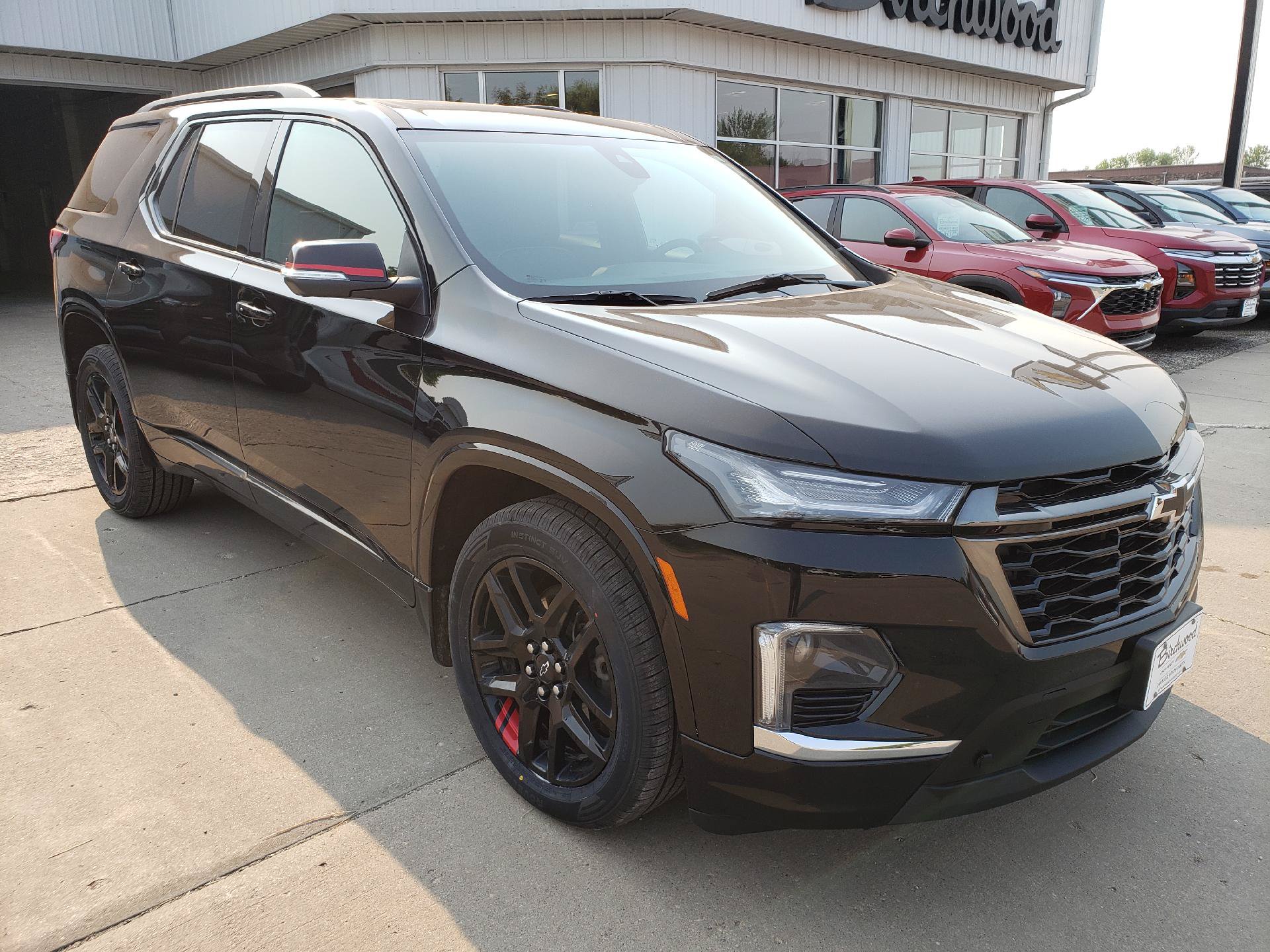 Used 2023 Chevrolet Traverse Premier w/ Redline Edition AWD/4WD image 7