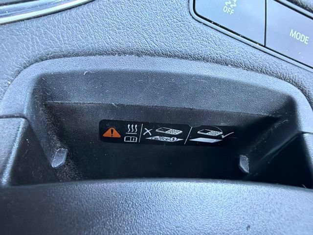 Used 2023 Cadillac XT6 Premium Luxury w/ Technology Package FWD image 53