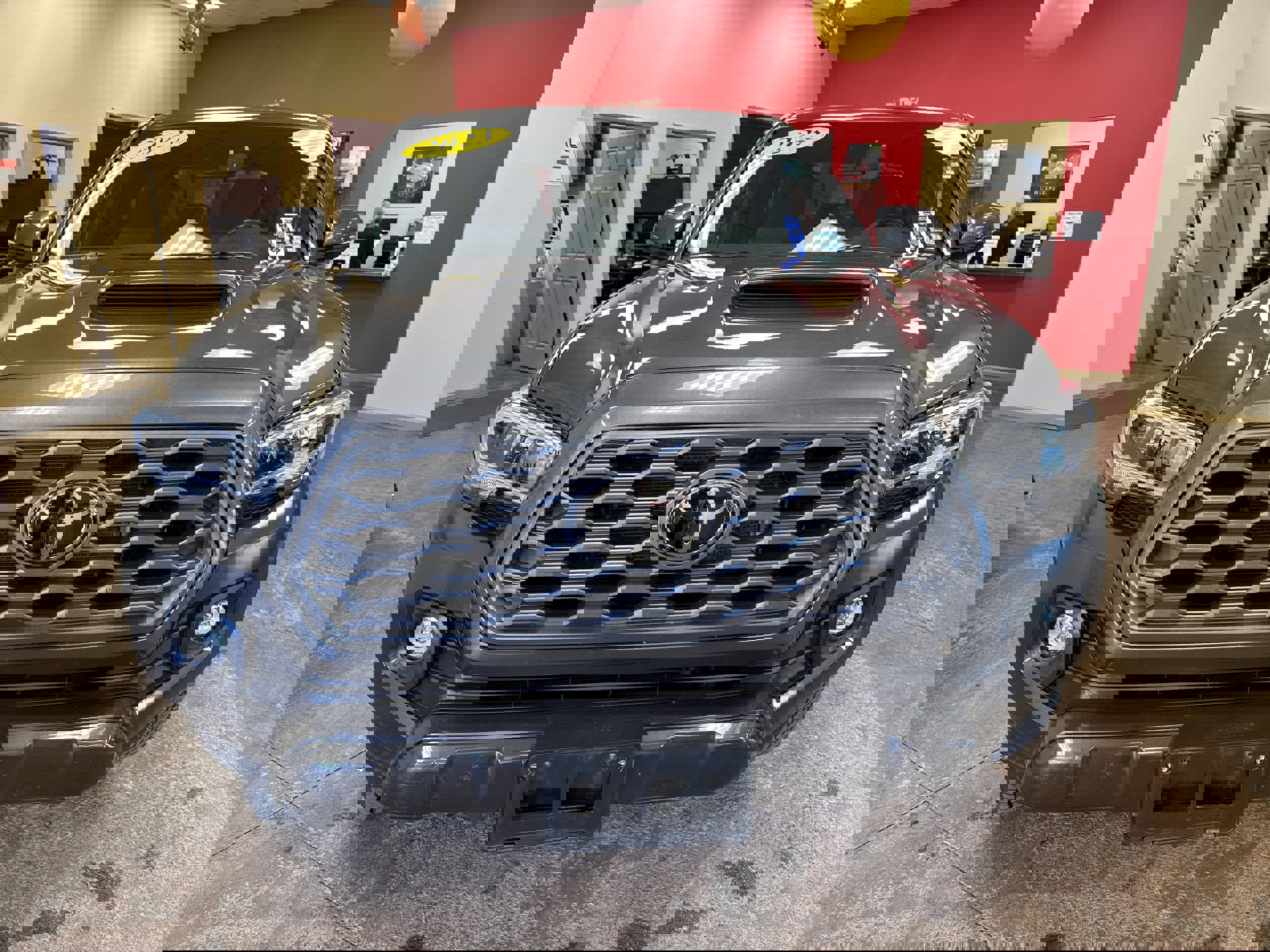 Used 2023 Toyota Tacoma TRD Sport video 2